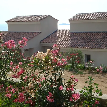Résidence Castugna Apartamento *