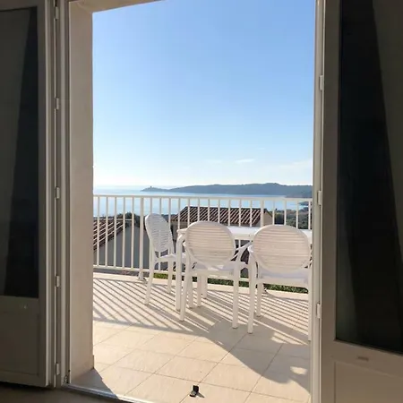 Apartment Castugna Cargese