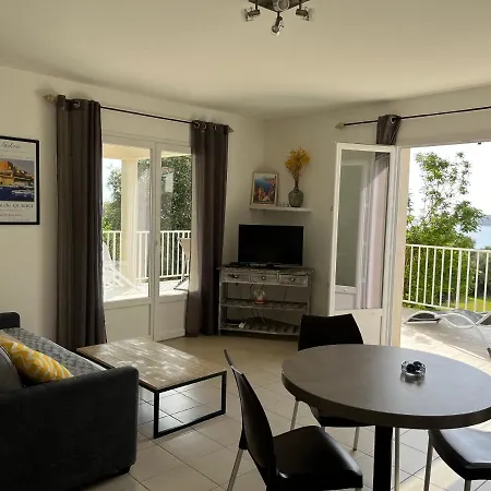 Castugna Apartment