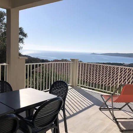 Castugna Apartment