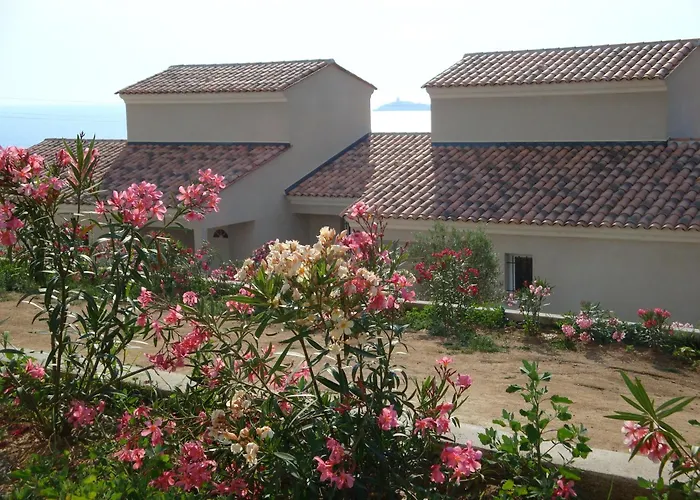 Castugna Appartement *